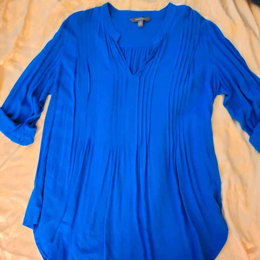 Women's blouse